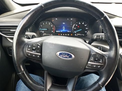 Used 2020 Ford Explorer XLT w/ Equipment Group 202A image 22