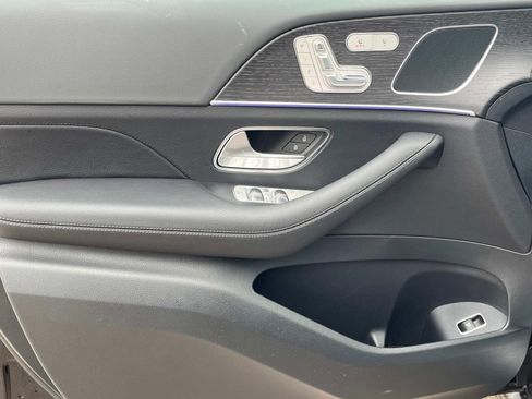 Used 2025 Mercedes-Benz GLE 350 4MATIC image 18