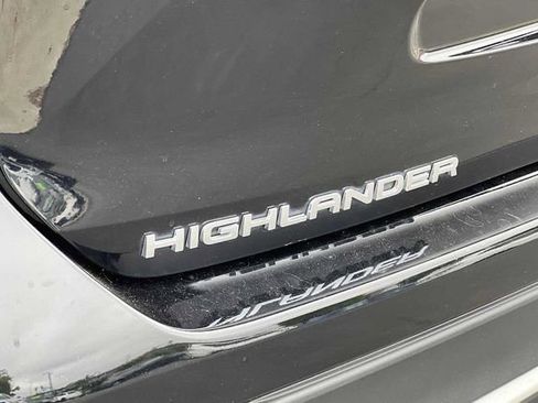 Used 2021 Toyota Highlander XSE image 38