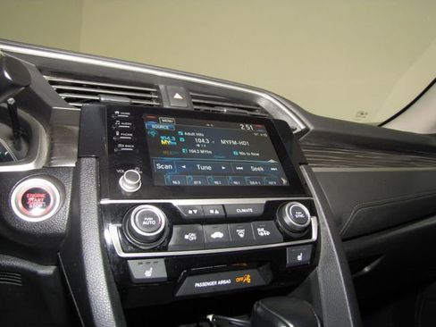 Used 2021 Honda Civic EX image 7