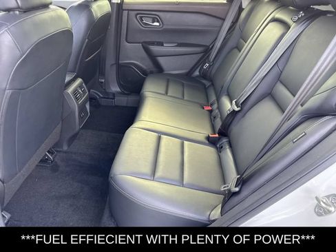 Used 2023 Nissan Rogue SV w/ SV Premium B Package AWD/4WD image 14