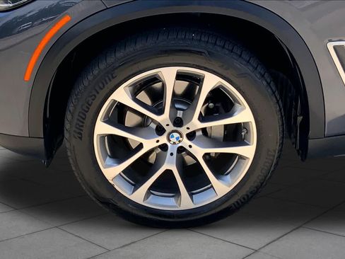 Used 2019 BMW X5 xDrive40i w/ Premium Package 2 AWD/4WD image 21