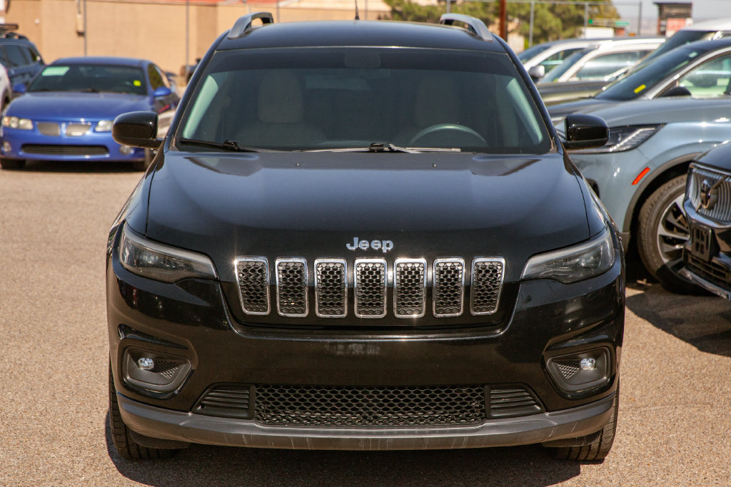 Used 2019 Jeep Cherokee Latitude w/ Popular Appearance Group FWD image 3