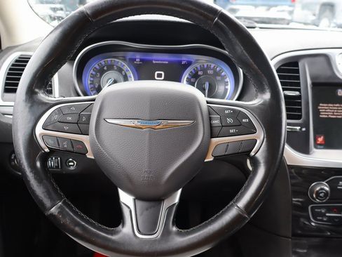 Used 2016 Chrysler 300 Limited image 6