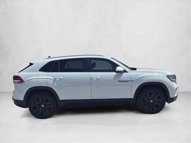 Used 2022 Volkswagen Atlas Cross Sport SE FWD image 4
