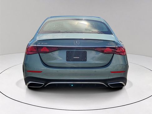 Used 2024 Mercedes-Benz E 350 4MATIC Sedan image 5