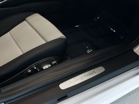 New 2025 Porsche 718 Cayman image 28