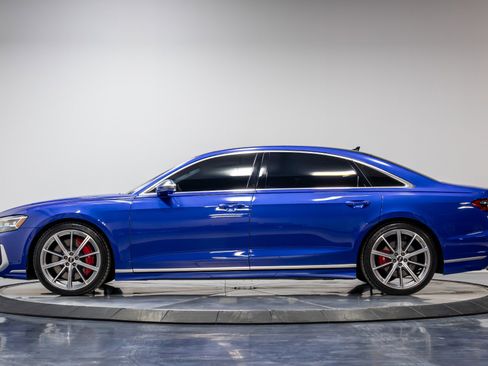 Used 2023 Audi S8 4.0T quattro image 39