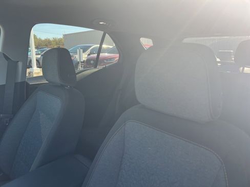 Used 2024 Chevrolet Equinox LT image 12