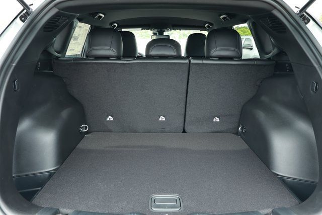 New 2026 Jeep Compass Latitude AWD/4WD image 10