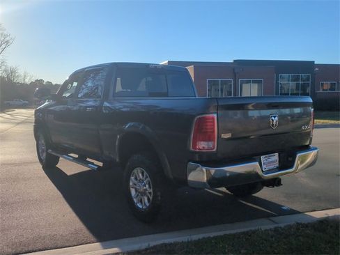 Used 2017 RAM 2500 Laramie image 11
