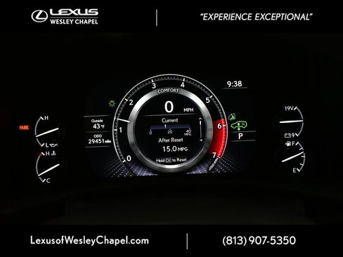 Used 2023 Lexus LX 600 4WD w/ Luxury Package image 36