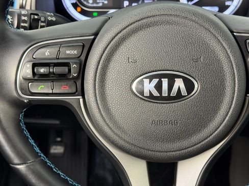 Used 2019 Kia Niro LX image 20