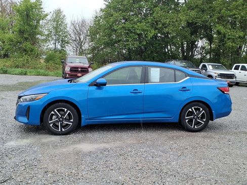 Used 2025 Nissan Sentra SV w/ Trunk Package FWD image 10