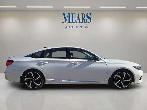 Used 2022 Honda Accord Sport Special Edition image 6