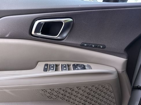 New 2026 Kia Carnival EX FWD image 26