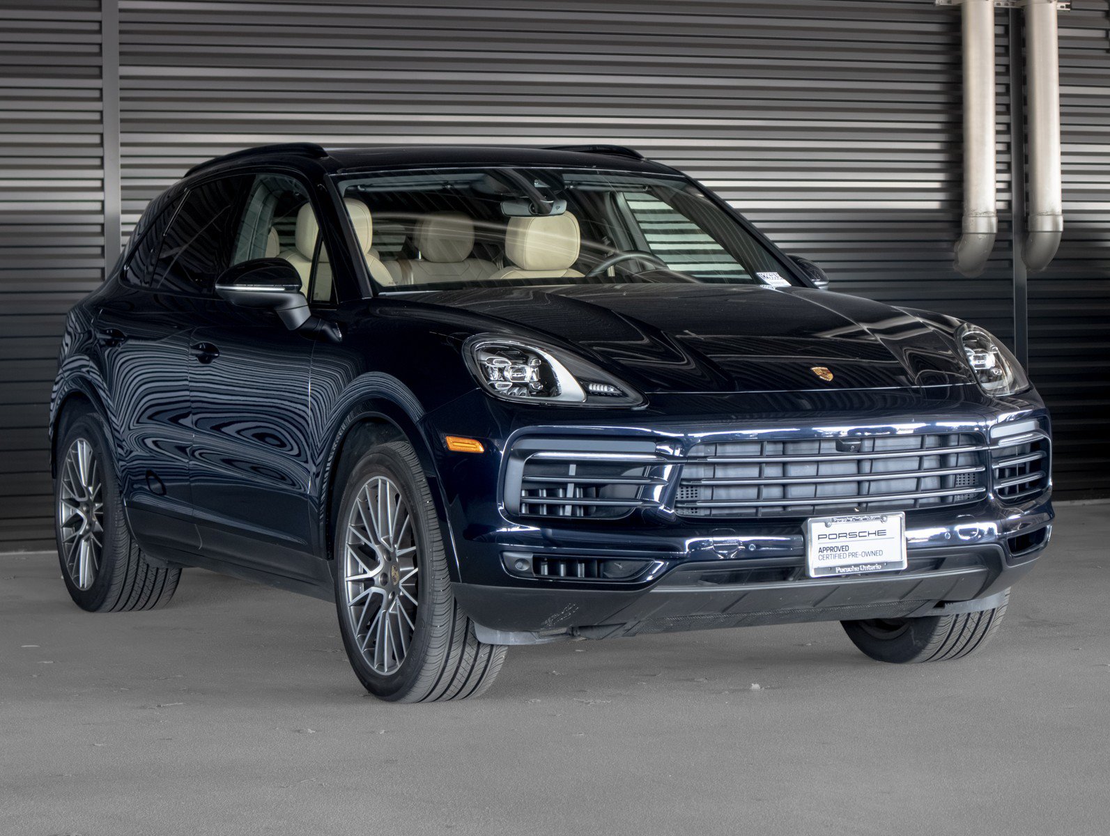 Certified 2023 Porsche Cayenne Platinum Edition AWD/4WD image 7