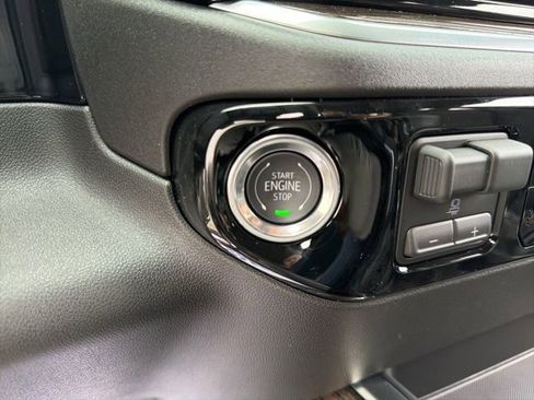 New 2026 Chevrolet Silverado 1500 RST w/ Dark Appearance Package image 32