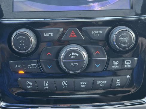 Used 2020 Jeep Grand Cherokee Altitude image 51