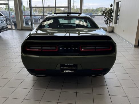 Used 2018 Dodge Challenger GT w/ Blacktop Package AWD/4WD image 7