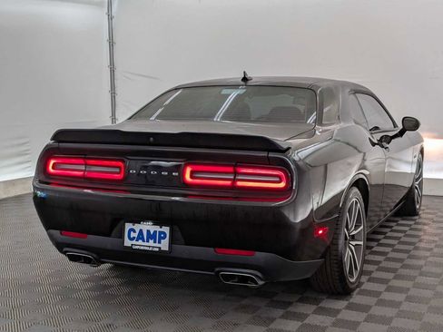 Used 2023 Dodge Challenger R/T image 6