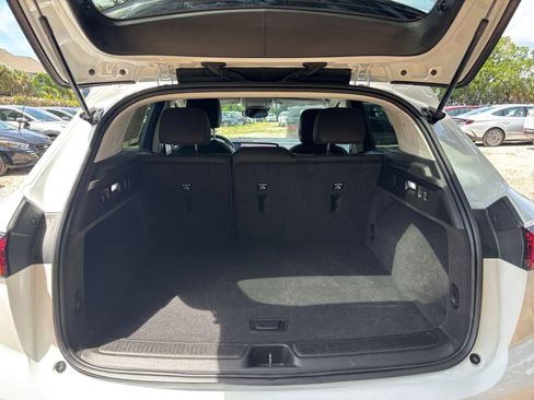 Used 2024 Buick Envision Preferred AWD/4WD image 32