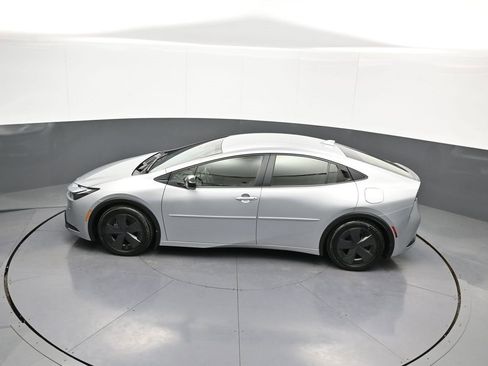 Certified 2024 Toyota Prius Prime SE image 39