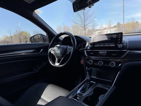 Used 2020 Honda Accord Sport image 28
