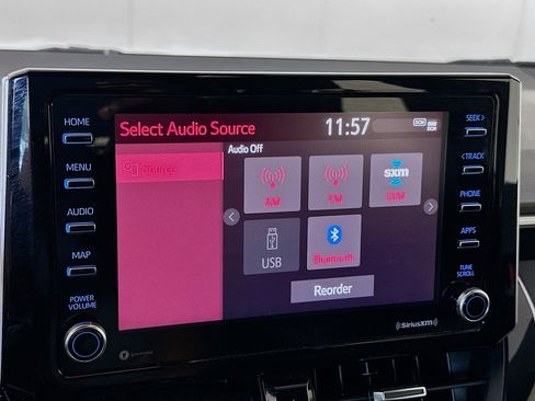 Used 2020 Toyota Corolla SE FWD image 19