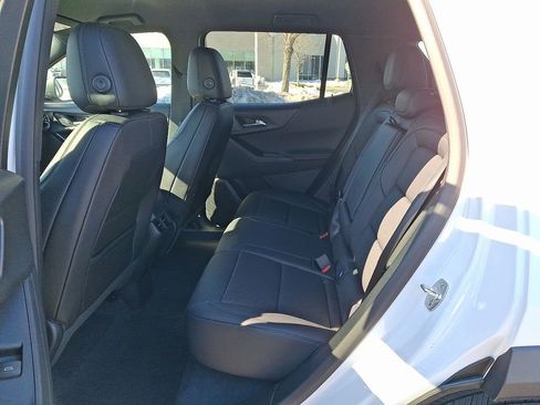 New 2026 Chevrolet Equinox LT w/ Convenience Package II image 5