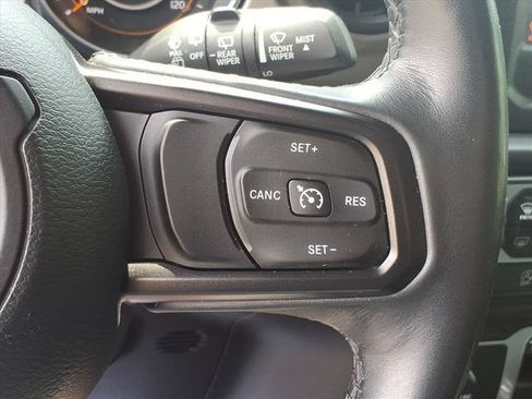 Used 2018 Jeep Wrangler Sport AWD/4WD image 20