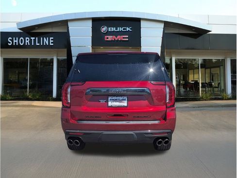 Used 2023 GMC Yukon Denali Ultimate w/ LPO, Floor Liner Package AWD/4WD image 4