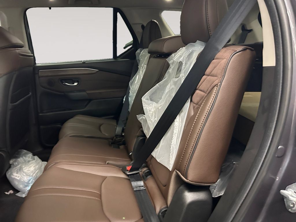 New 2026 Honda Pilot Elite image 13