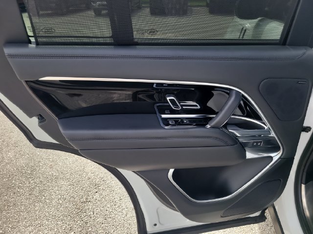 Used 2023 Land Rover Range Rover SE AWD/4WD image 11