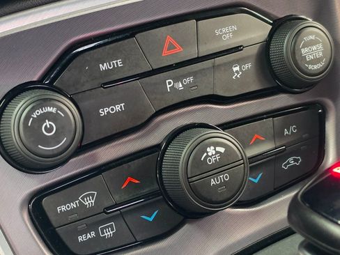 Used 2019 Dodge Challenger SXT w/ Plus Package RWD image 28