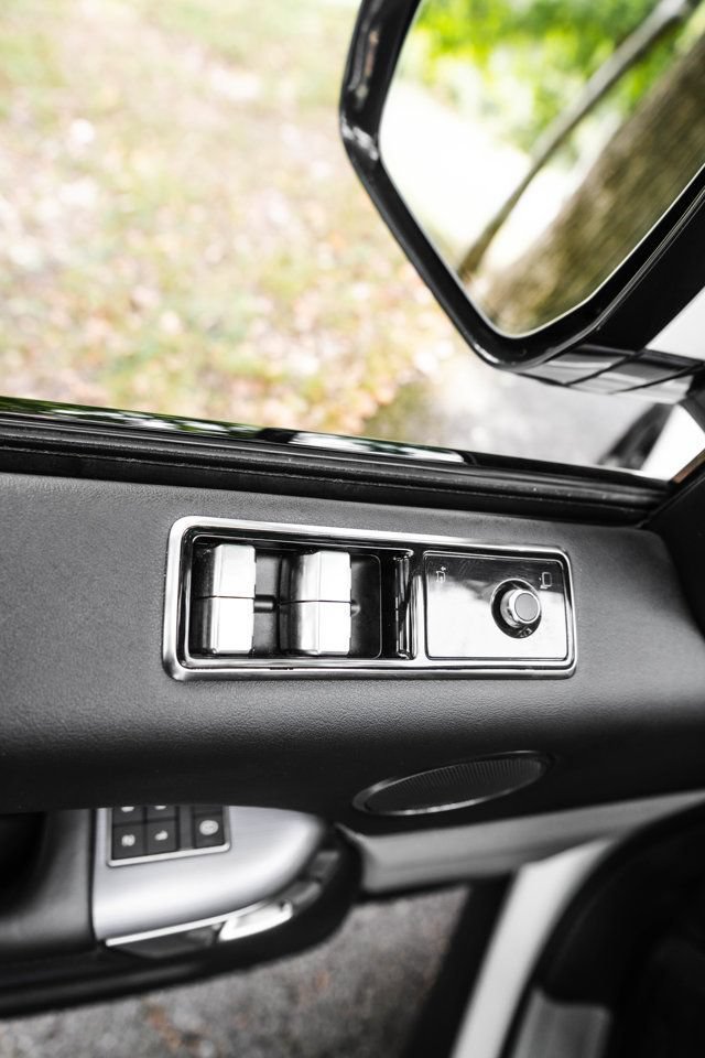 Used 2018 Land Rover Range Rover Sport HSE AWD/4WD image 33