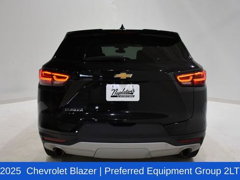 Used 2025 Chevrolet Blazer LT image 5