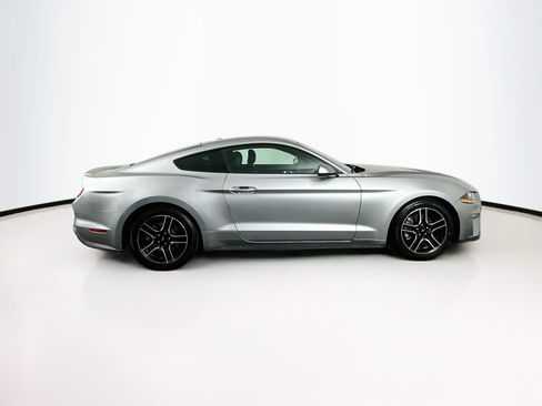 Used 2020 Ford Mustang Premium RWD image 10