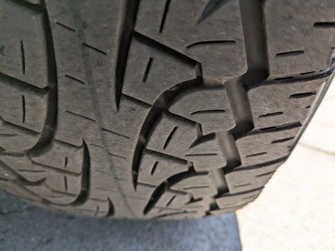Certified 2025 Ford Expedition Active AWD/4WD image 18