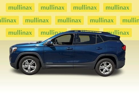 Used 2020 GMC Terrain SLE w/ Driver Convenience Package FWD image 6