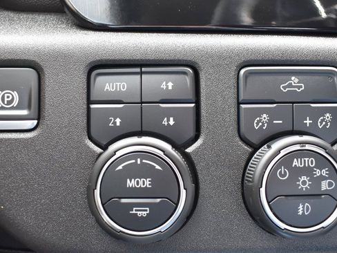 Used 2025 Chevrolet Silverado 1500 RST image 19