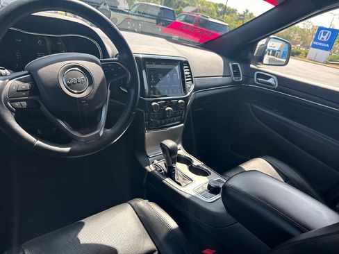 Used 2019 Jeep Grand Cherokee Limited w/ Luxury Group II AWD/4WD image 25