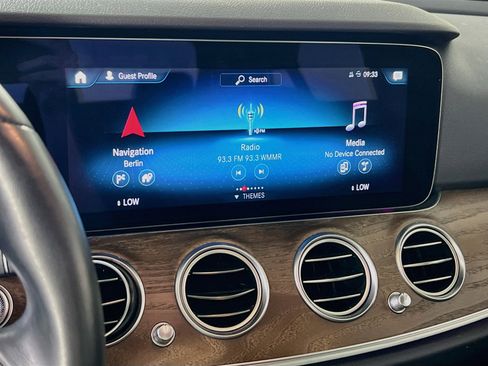 Used 2022 Mercedes-Benz E 350 Sedan image 15