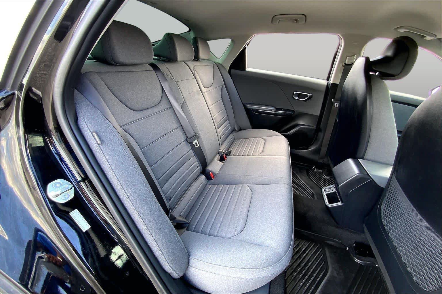 Used 2025 Kia K4 EX FWD image 19