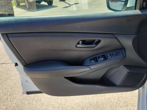 Used 2024 Nissan Sentra S FWD image 19