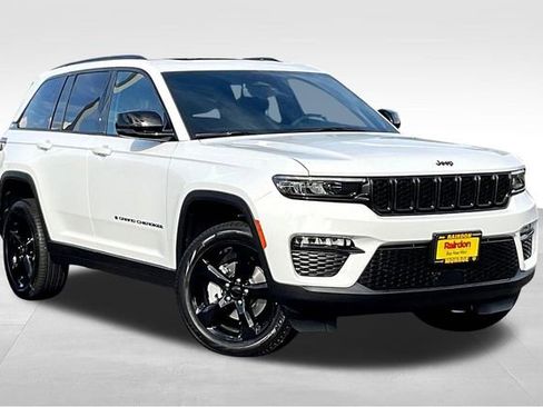 New 2025 Jeep Grand Cherokee Limited w/ Black Appearance Package image 1