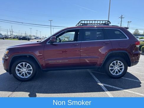 Used 2021 Jeep Grand Cherokee Laredo X AWD/4WD image 4
