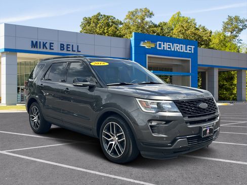 Used 2018 Ford Explorer Sport w/ Equipment Group 401A AWD/4WD image 1