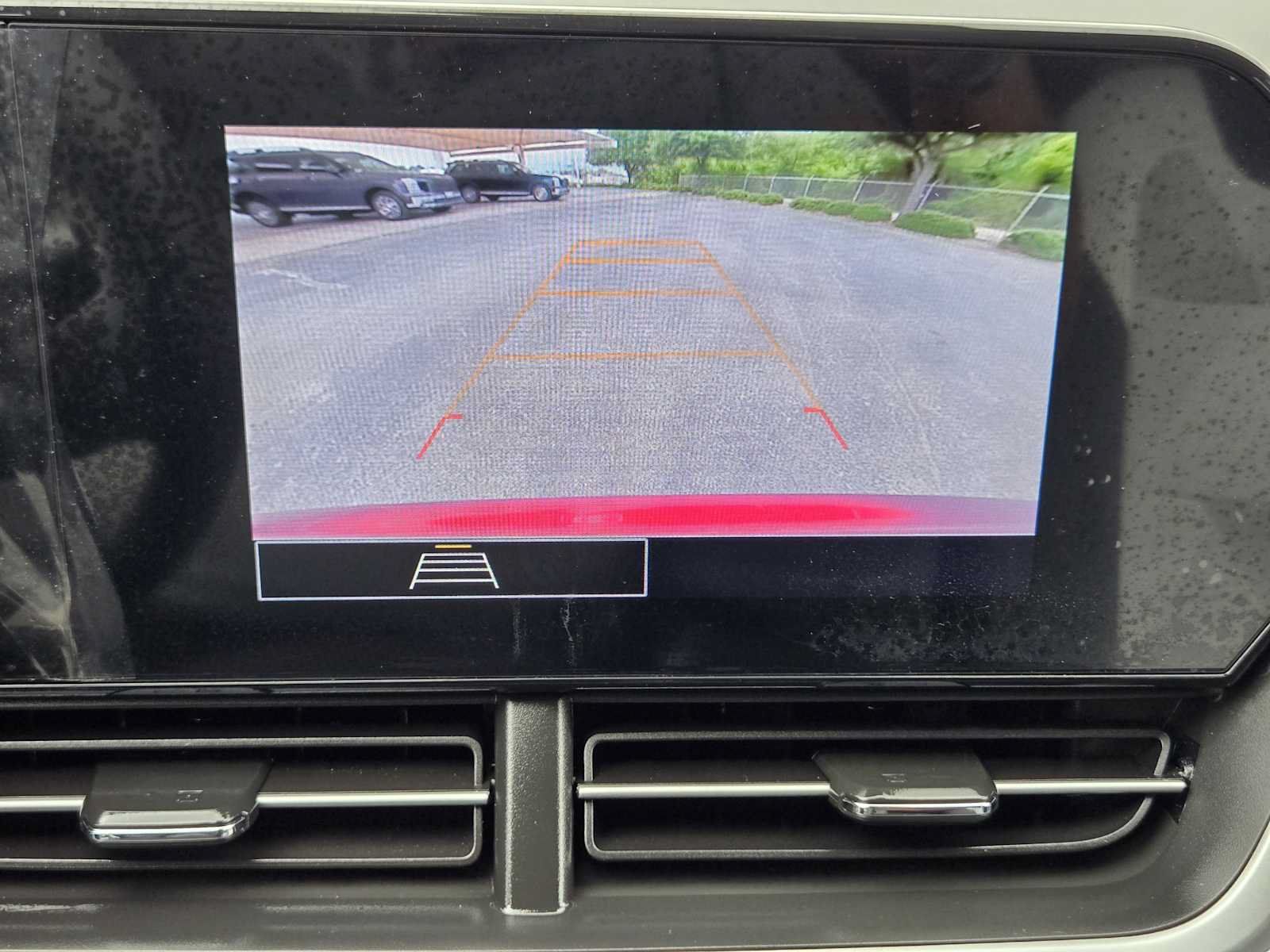 Used 2024 Chevrolet Trax LS w/ LS Convenience Package FWD image 18