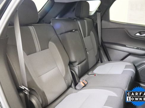 Used 2025 Chevrolet Blazer LT FWD image 22